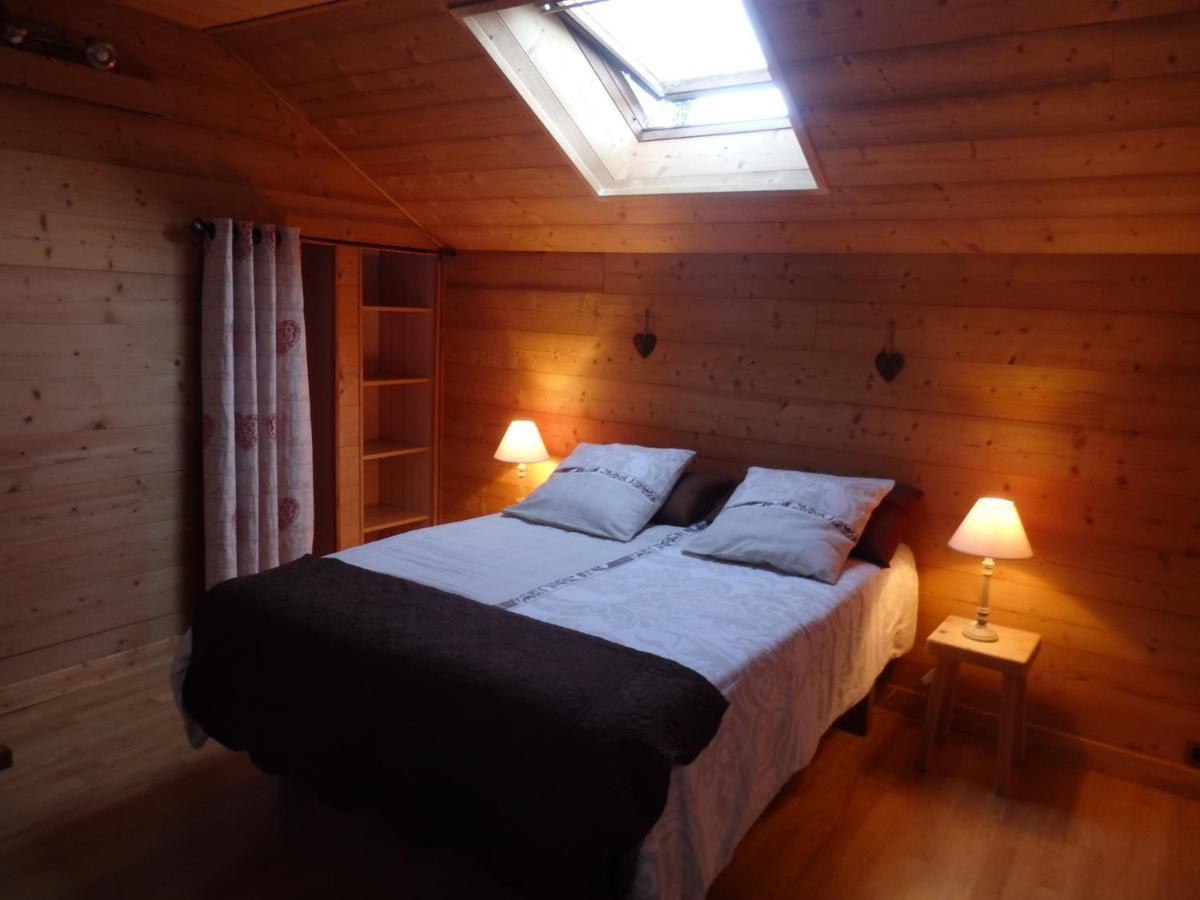 Au Coeur Des Alpes Bed & Breakfast Marignier Exterior photo